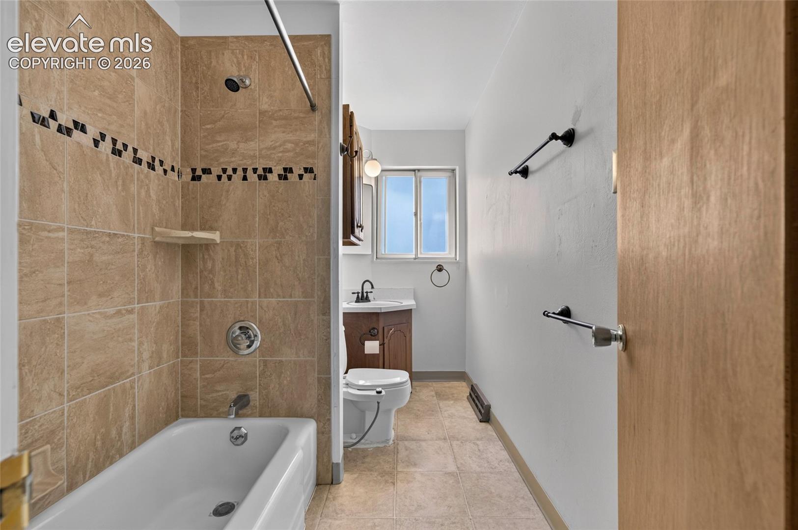 Listing photo 20 for 2014 Wold Avenue