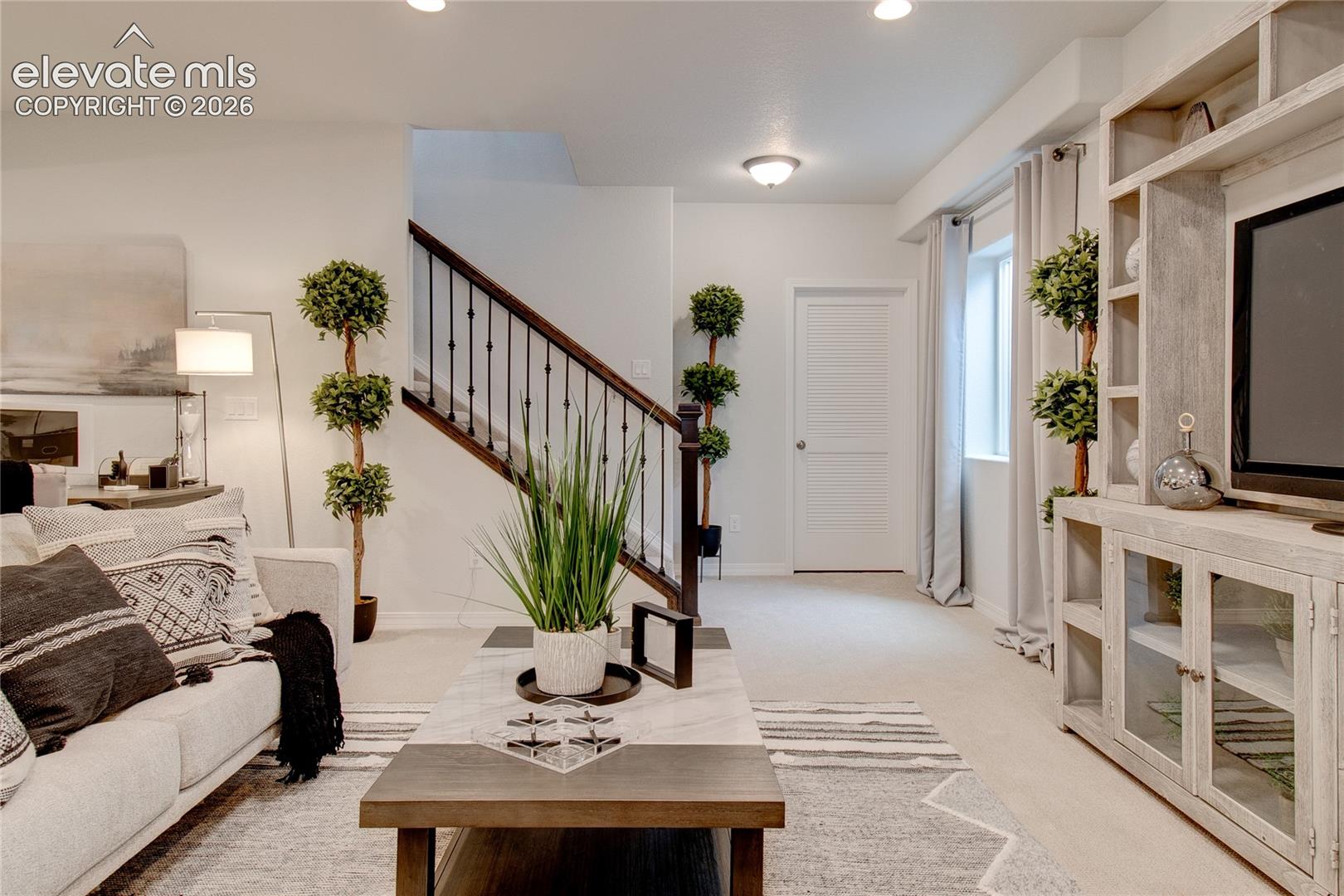 Listing photo 32 for 9116 Buffaloberry Drive