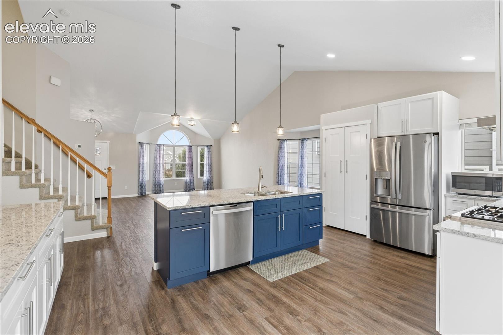 Listing photo 14 for 4722 Little London Drive