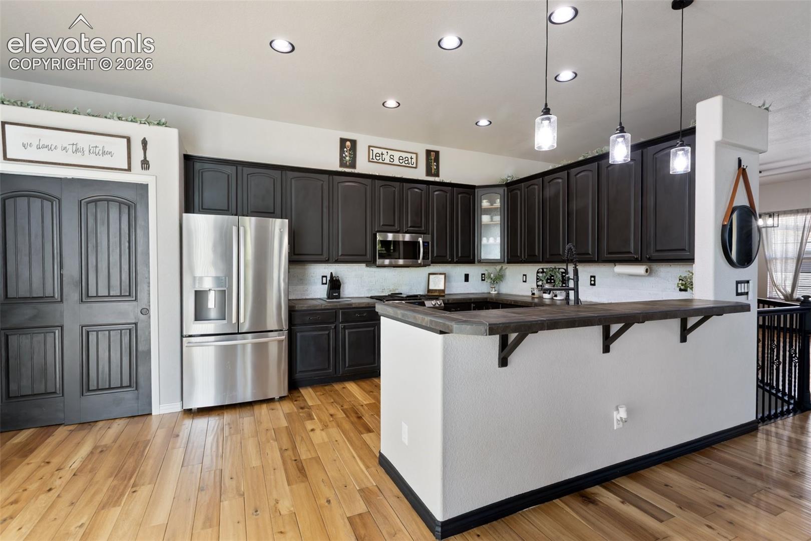 Listing photo 15 for 10388 Mt. Wilson Place
