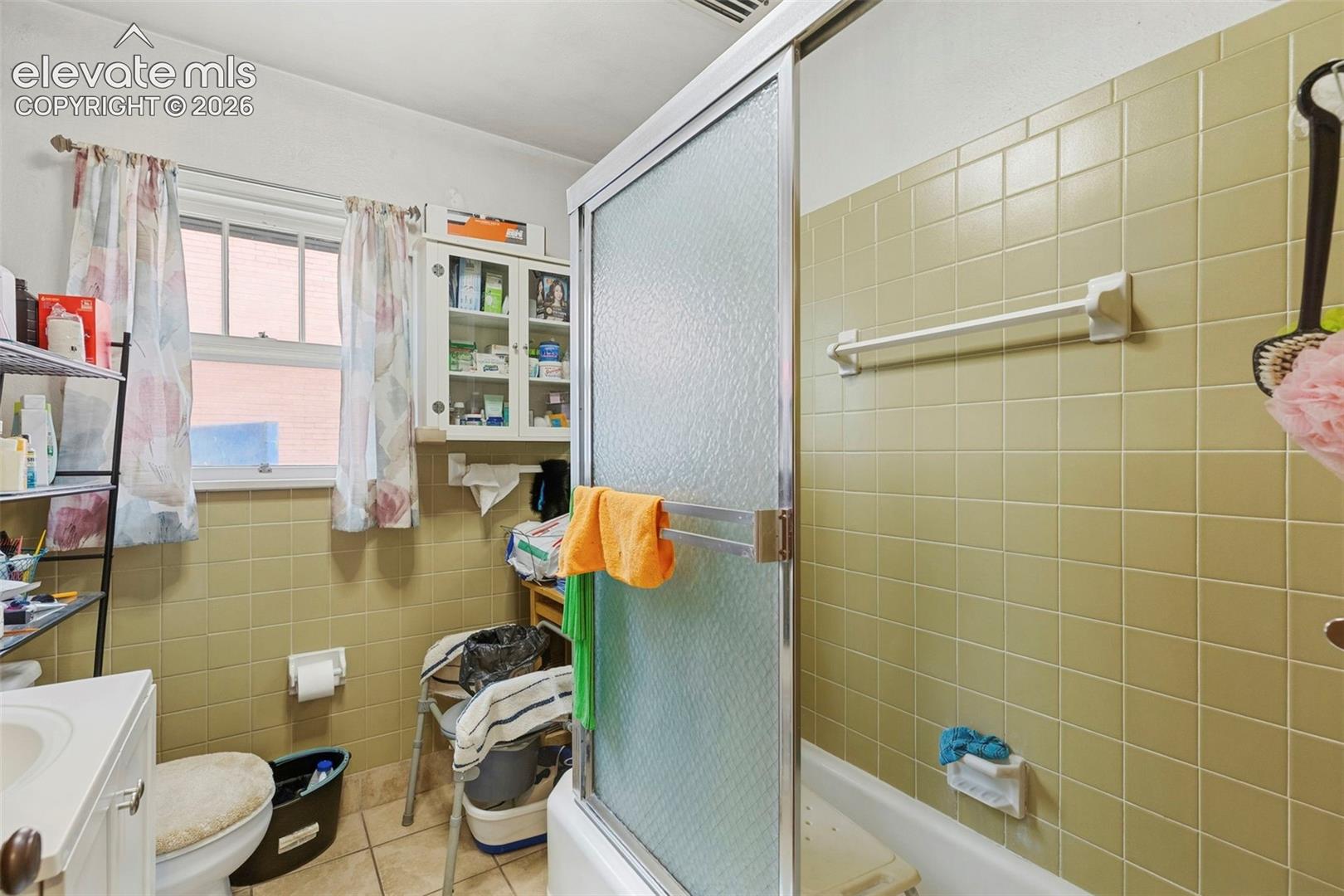 Listing photo 15 for 1128 E Routt Avenue