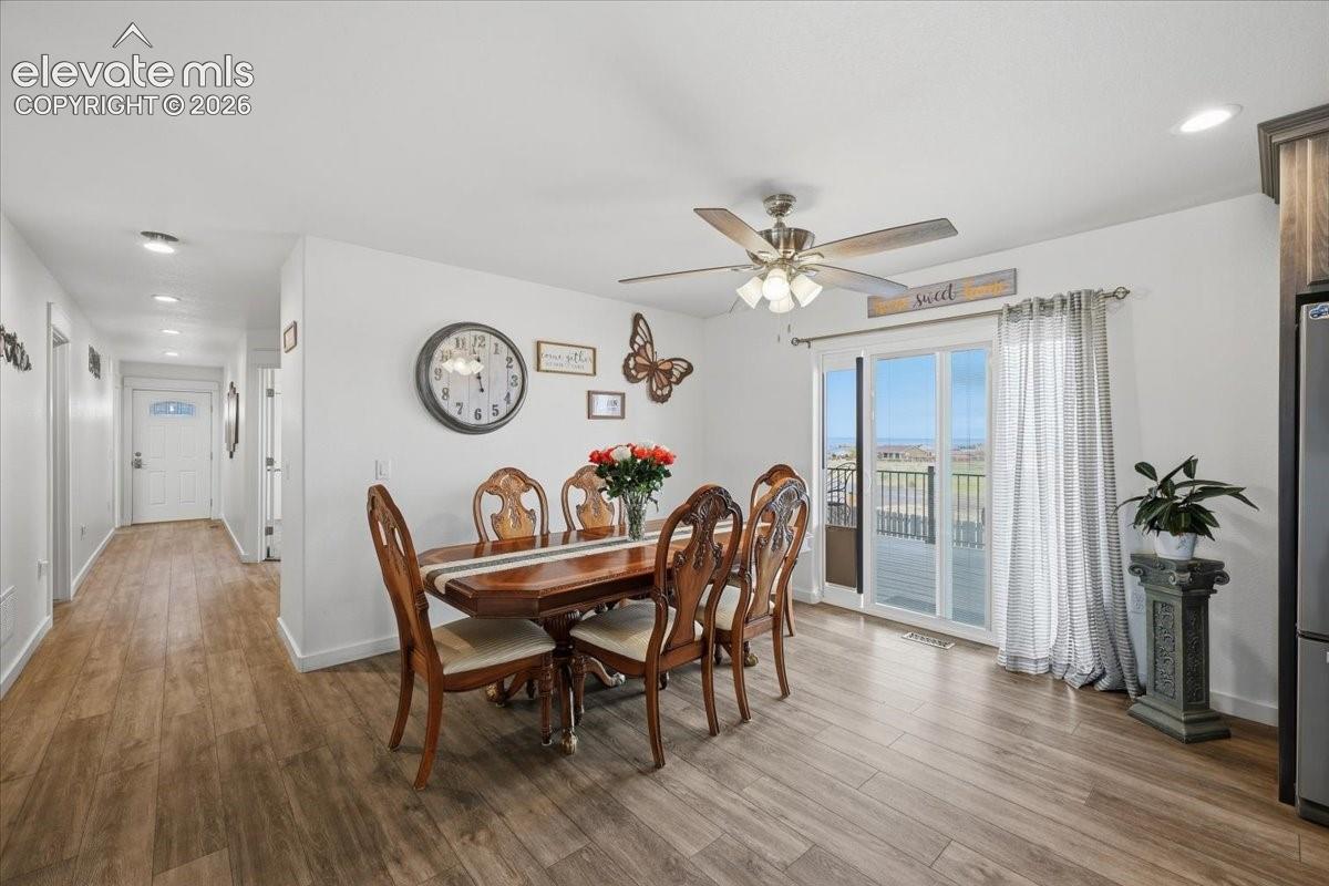 Listing photo 21 for 1516 N Platteville Boulevard