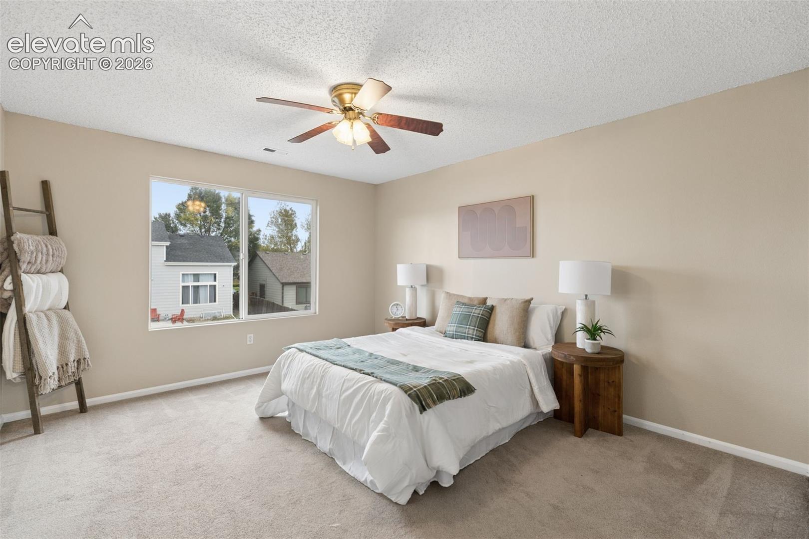 Listing photo 15 for 889 Square Dance Lane