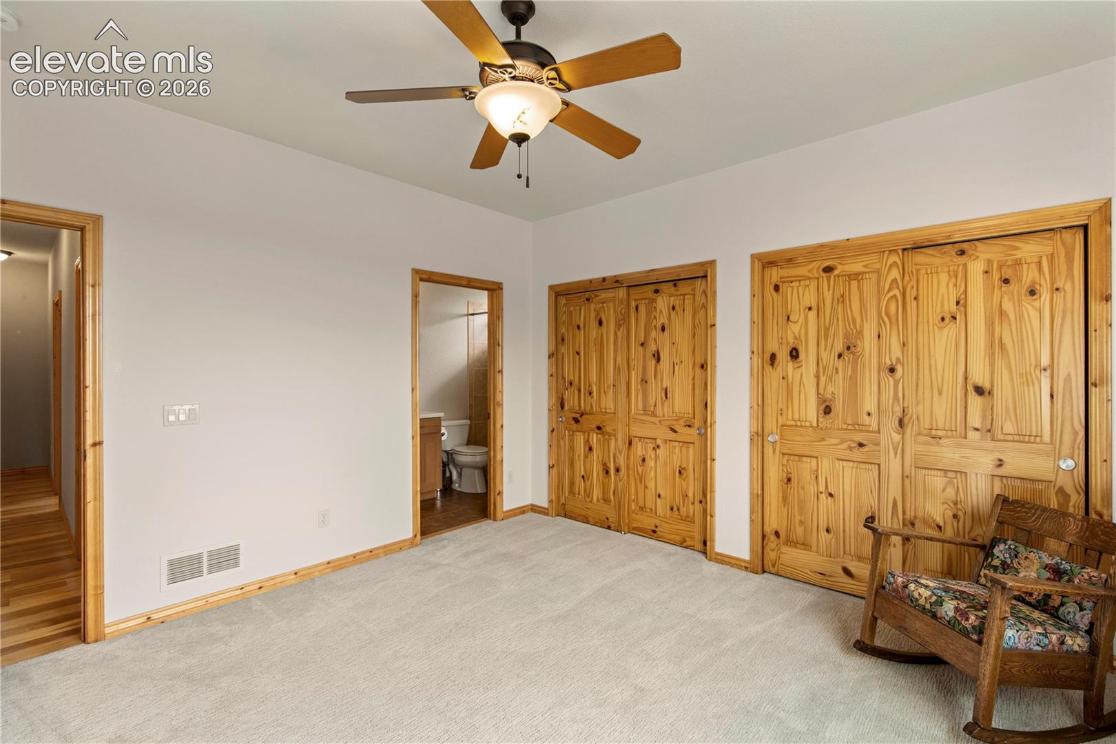 Listing photo 16 for 3290 Hamal Circle