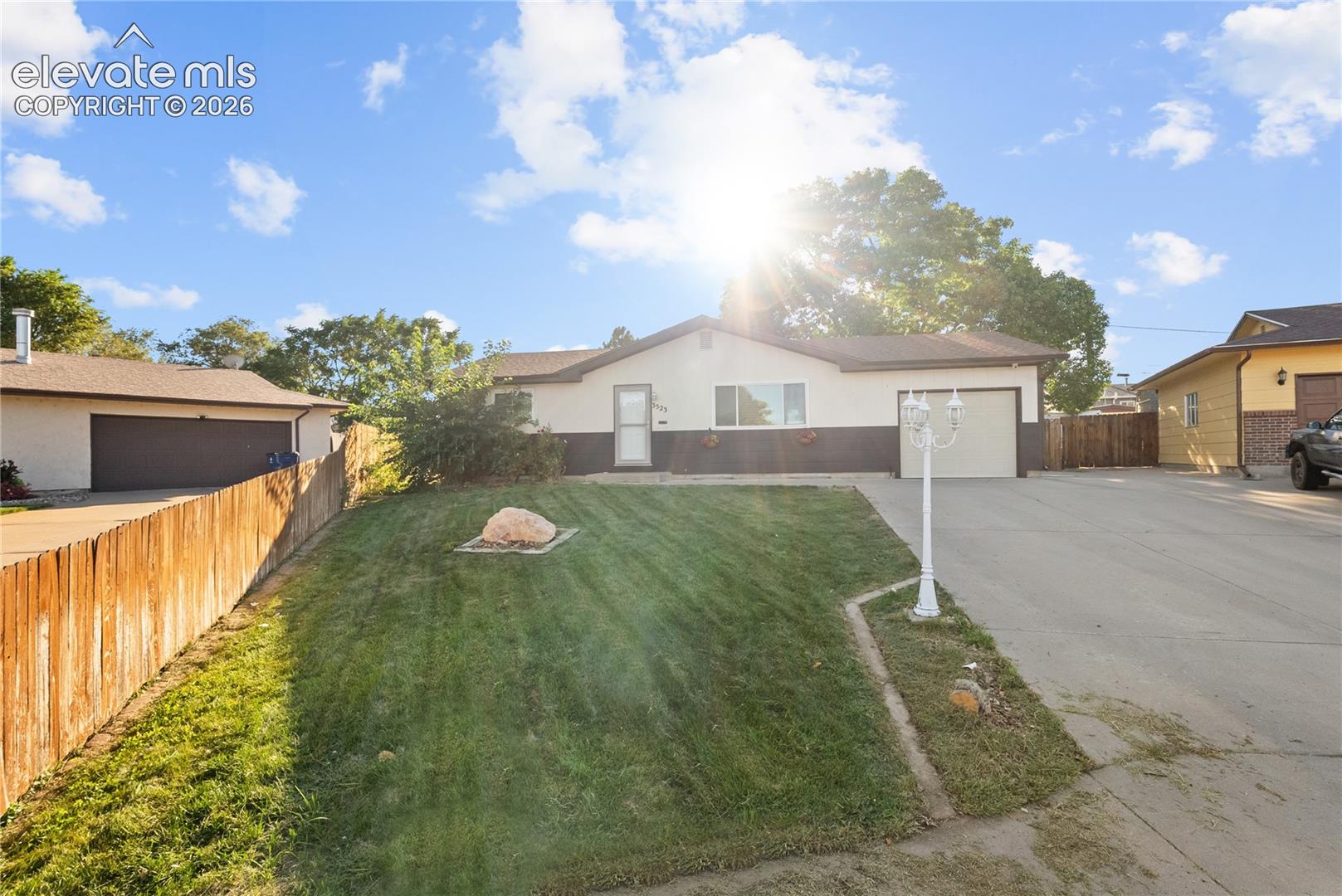 Listing photo 2 for 3523 White Pine Court