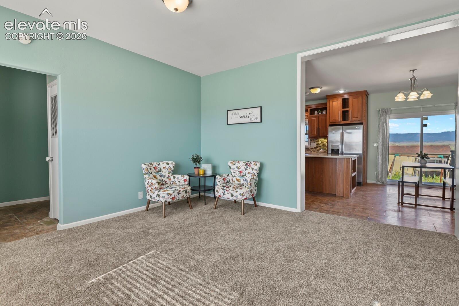 Listing photo 3 for 8132 Indian Village Heights