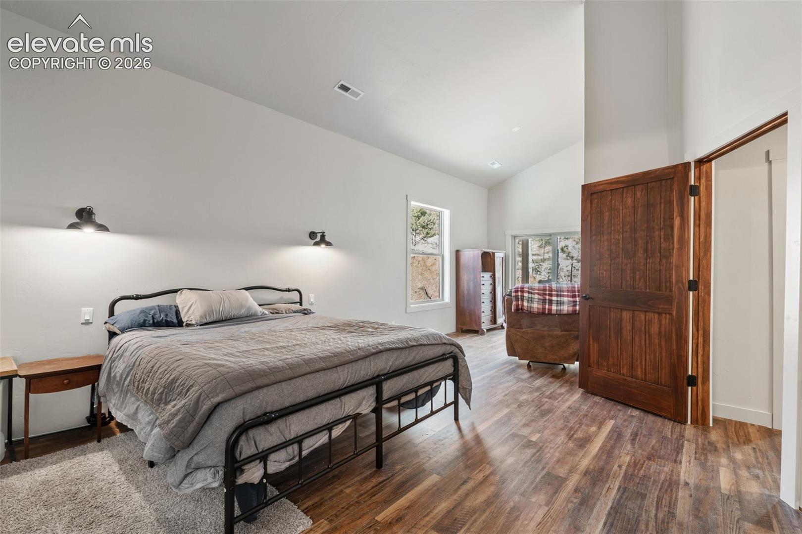 Listing photo 20 for 2270 Pikes Peak Drive