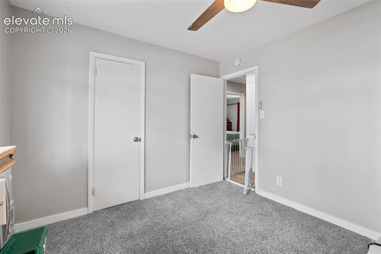 Listing photo 14 for 2505 Frontier Drive