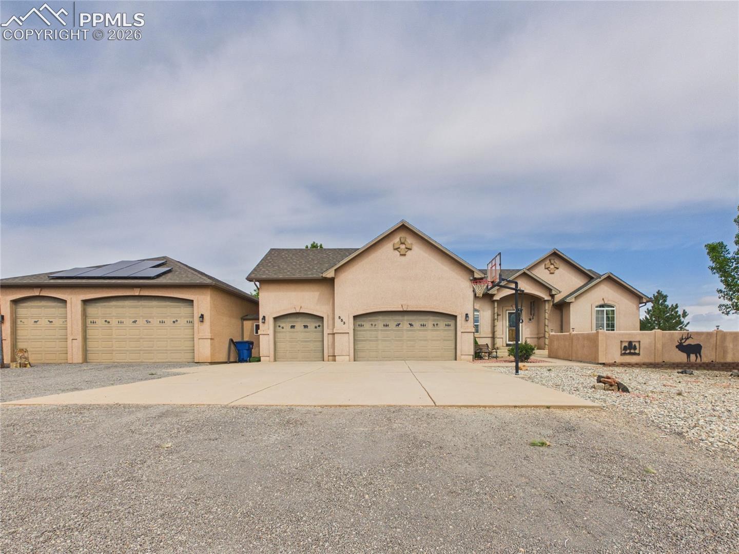 553 Saunders Drive