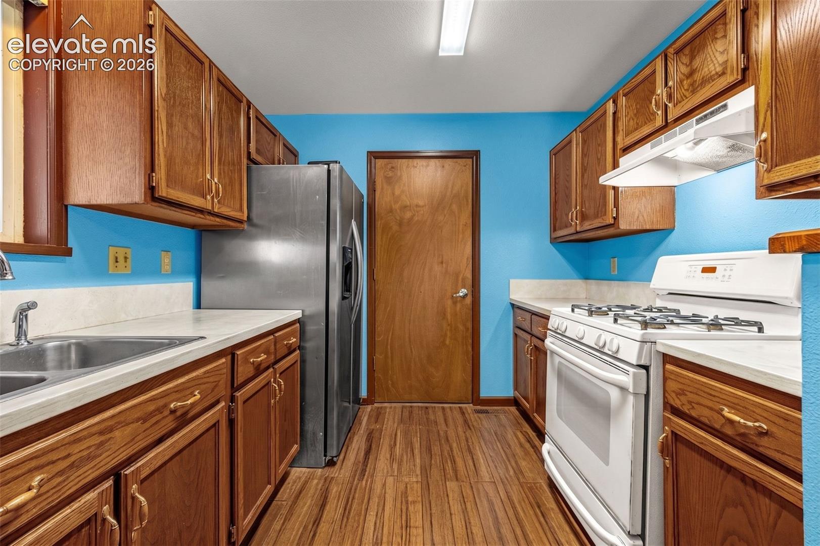 Listing photo 32 for 613 Wheat Field Road