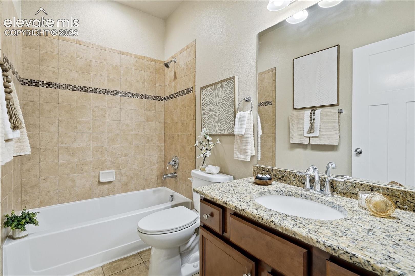 Listing photo 27 for 7384 Bonterra Lane