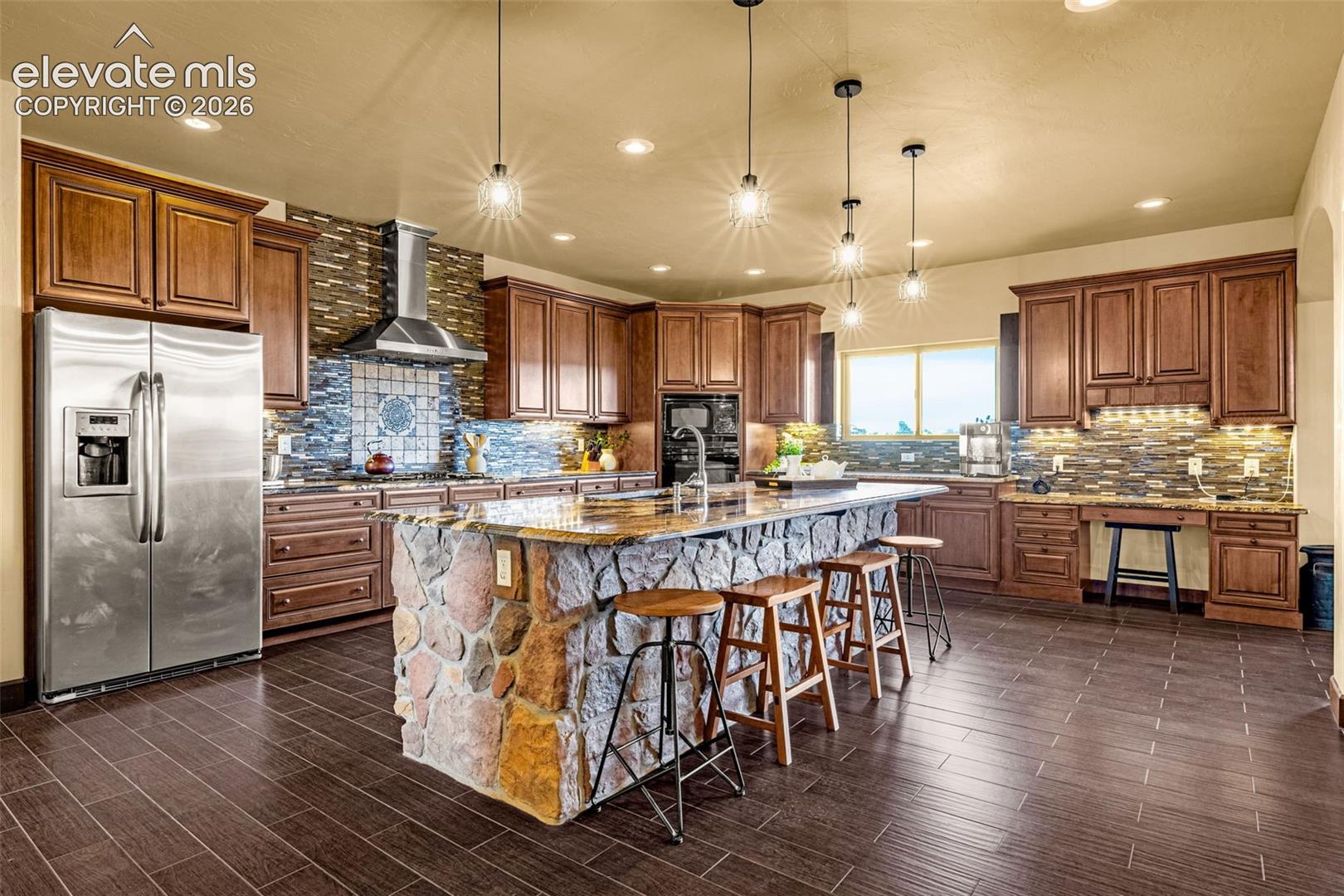 Listing photo 7 for 16895 Horizon Ridge Trail