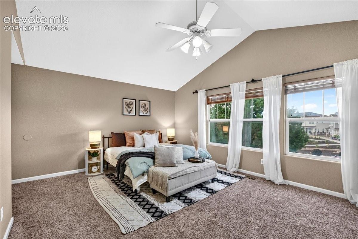 Listing photo 14 for 2409 Capital Drive