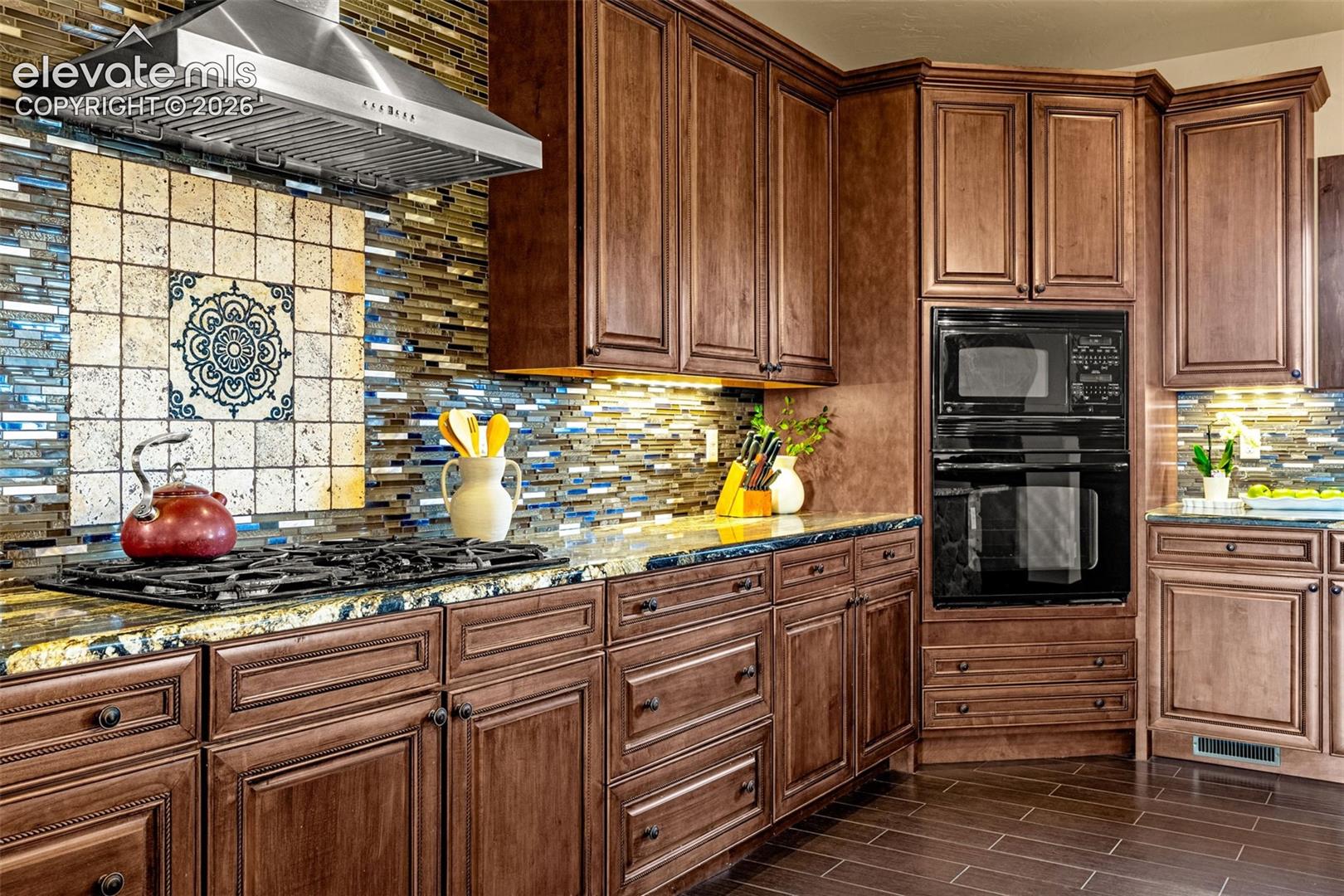 Listing photo 11 for 16895 Horizon Ridge Trail
