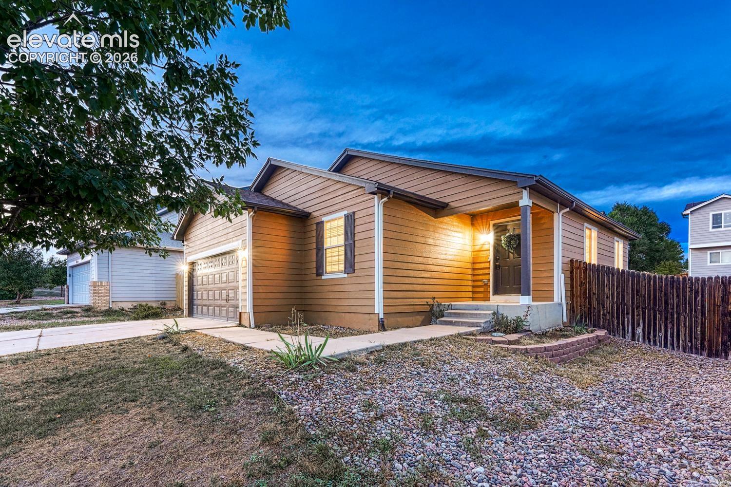 Listing photo 11 for 1120 Lords Hill Drive