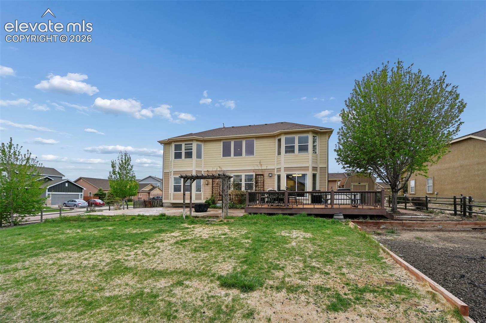 Listing photo 39 for 10813 White Sands Court