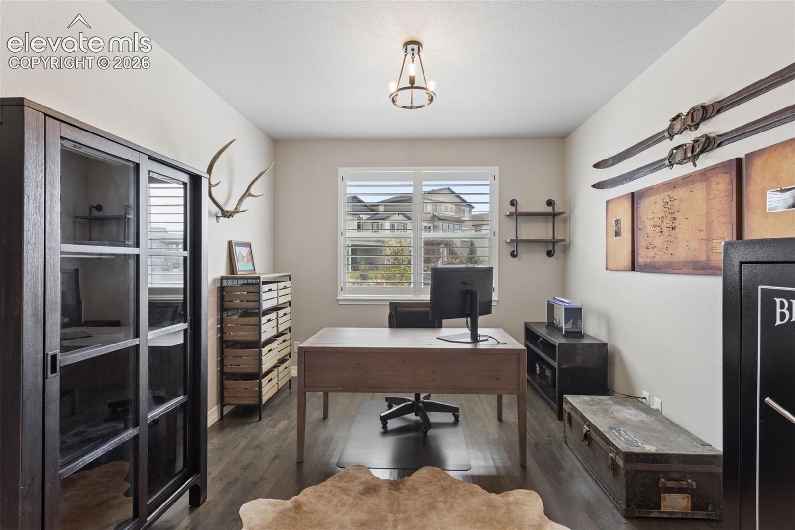 Listing photo 12 for 4564 Captain Jack Lane