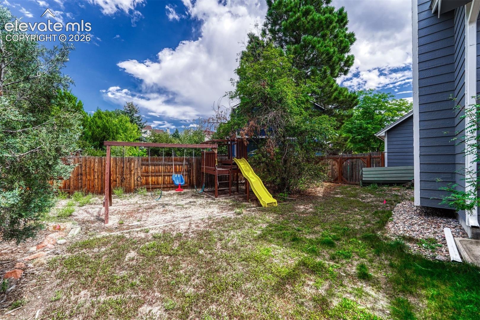 Listing photo 34 for 7510 Hickorywood Drive