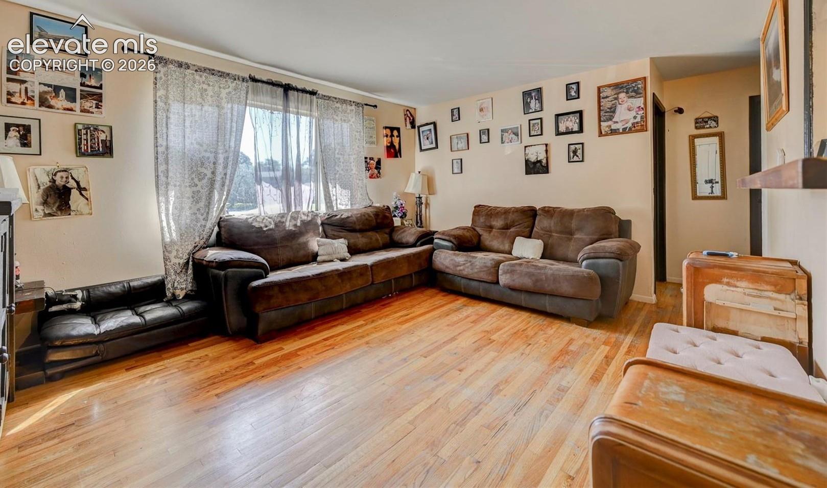 Listing photo 15 for 222 Fay Drive