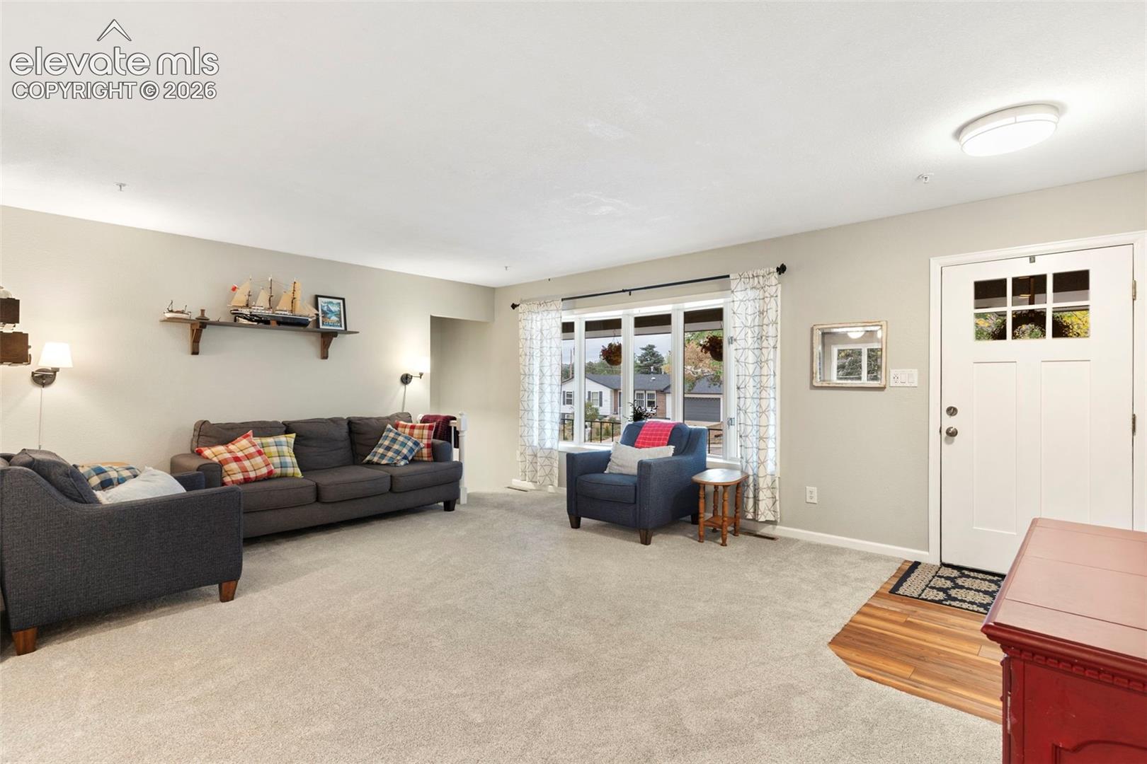 Listing photo 5 for 6372 W Wicklow Circle