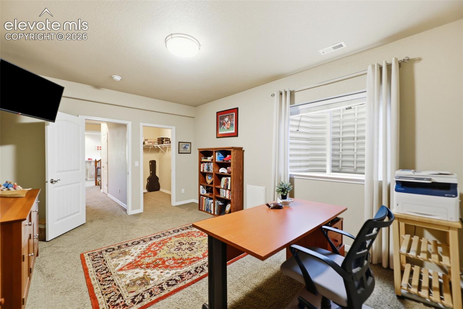 Listing photo 32 for 2415 Veneto Way