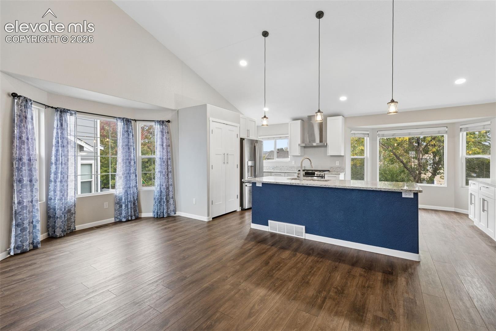 Listing photo 10 for 4722 Little London Drive