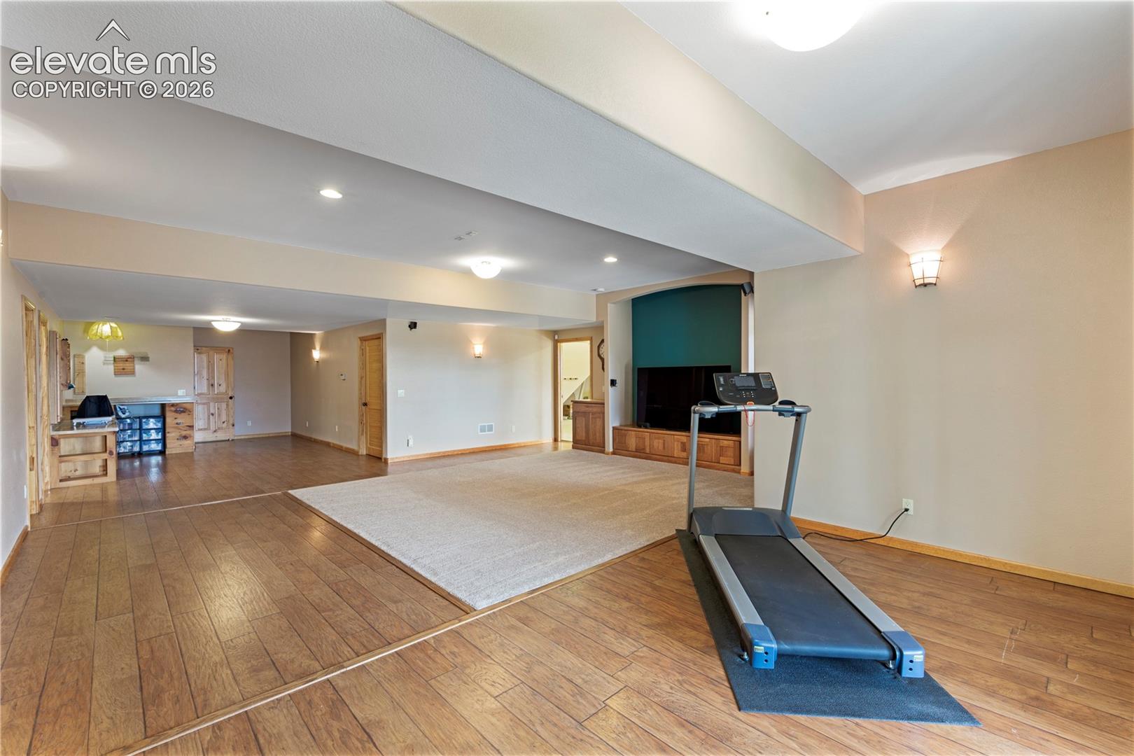 Listing photo 26 for 3290 Hamal Circle