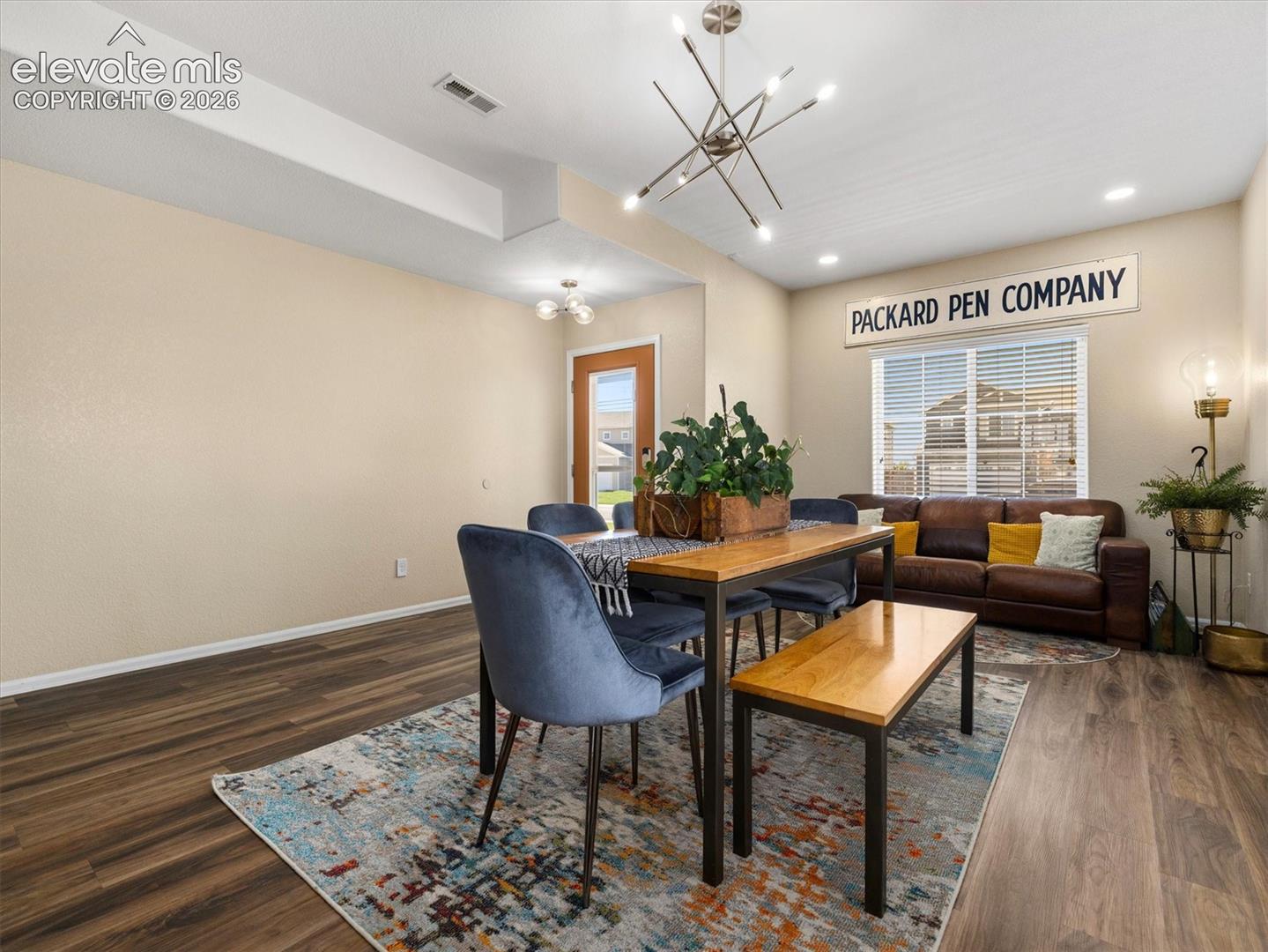 Listing photo 8 for 1771 Killdeer Court