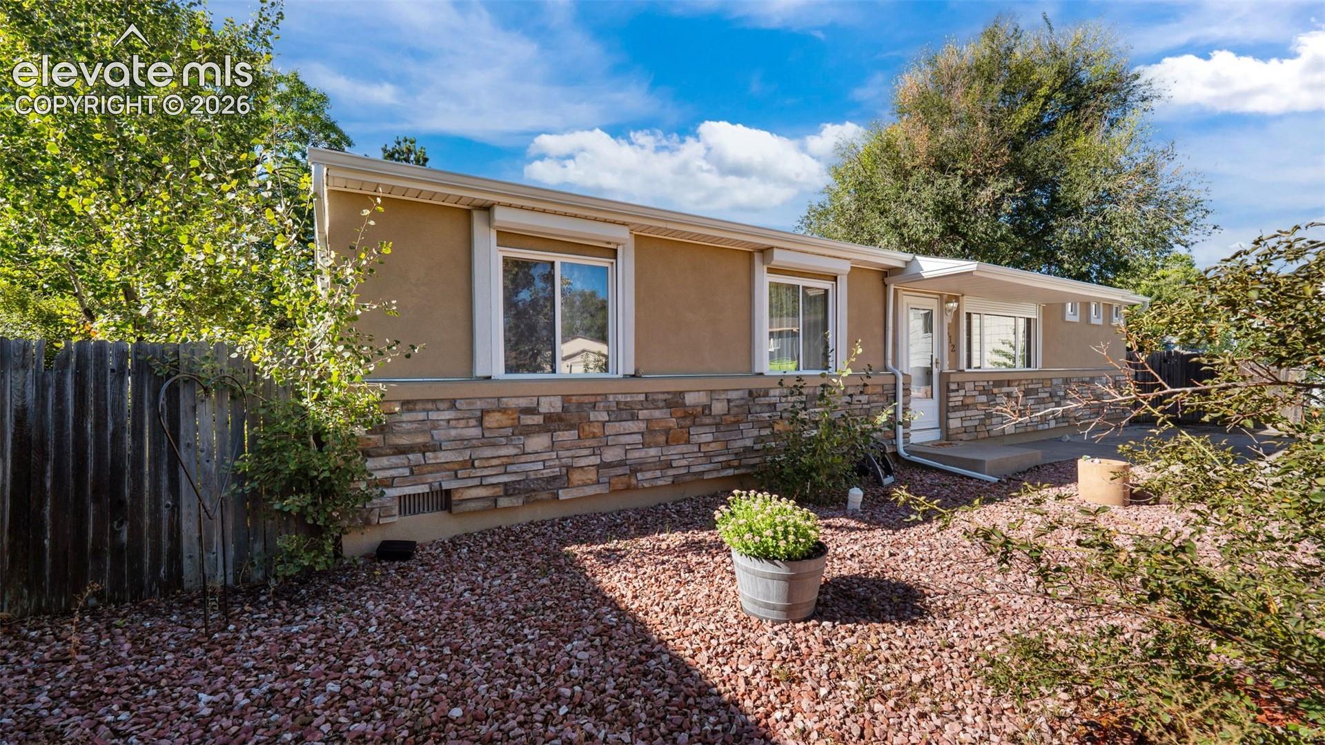 Listing photo 31 for 512 Corte Sol NA