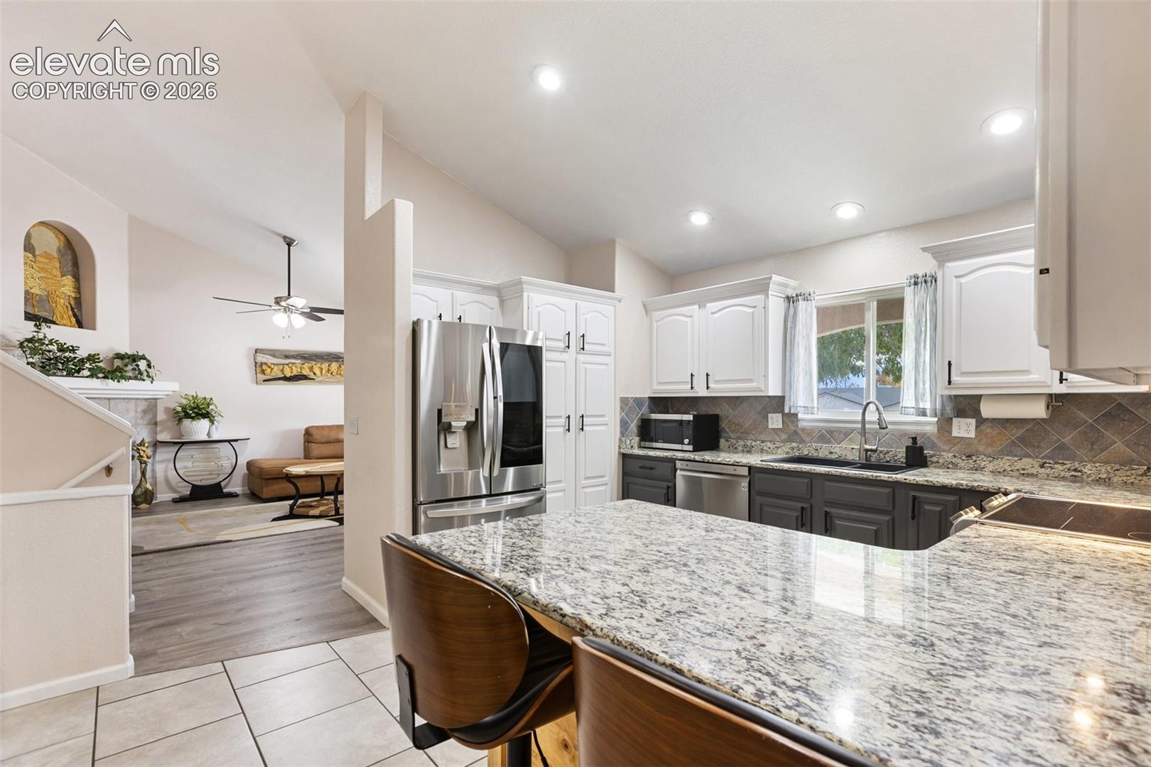Listing photo 10 for 615 Twinflower Drive