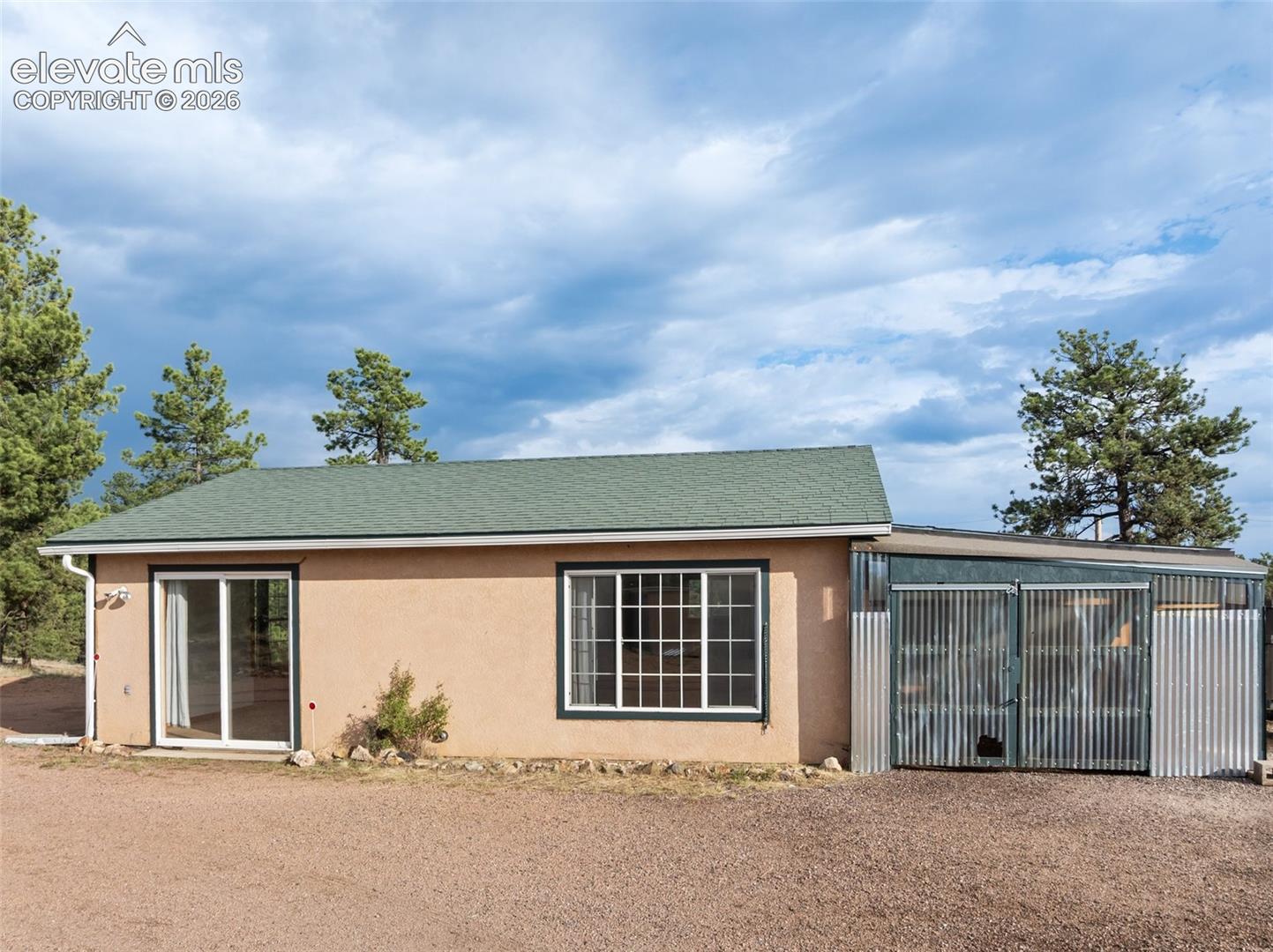 Listing photo 32 for 192 Columbine Road