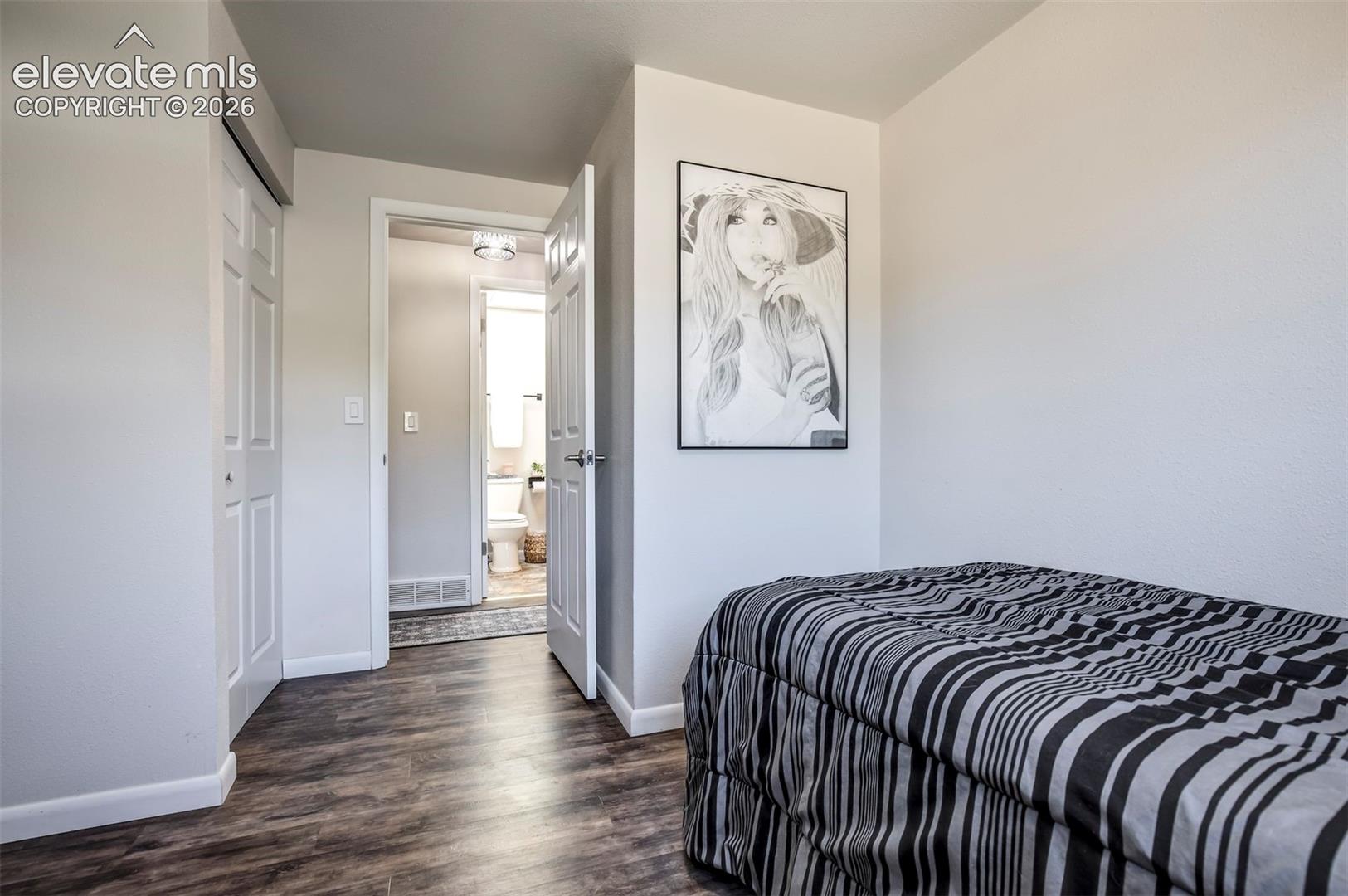 Listing photo 16 for 425 Calle Entrada NA