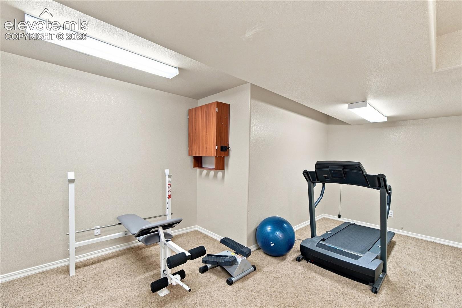 Listing photo 41 for 4 Hawks Point Court