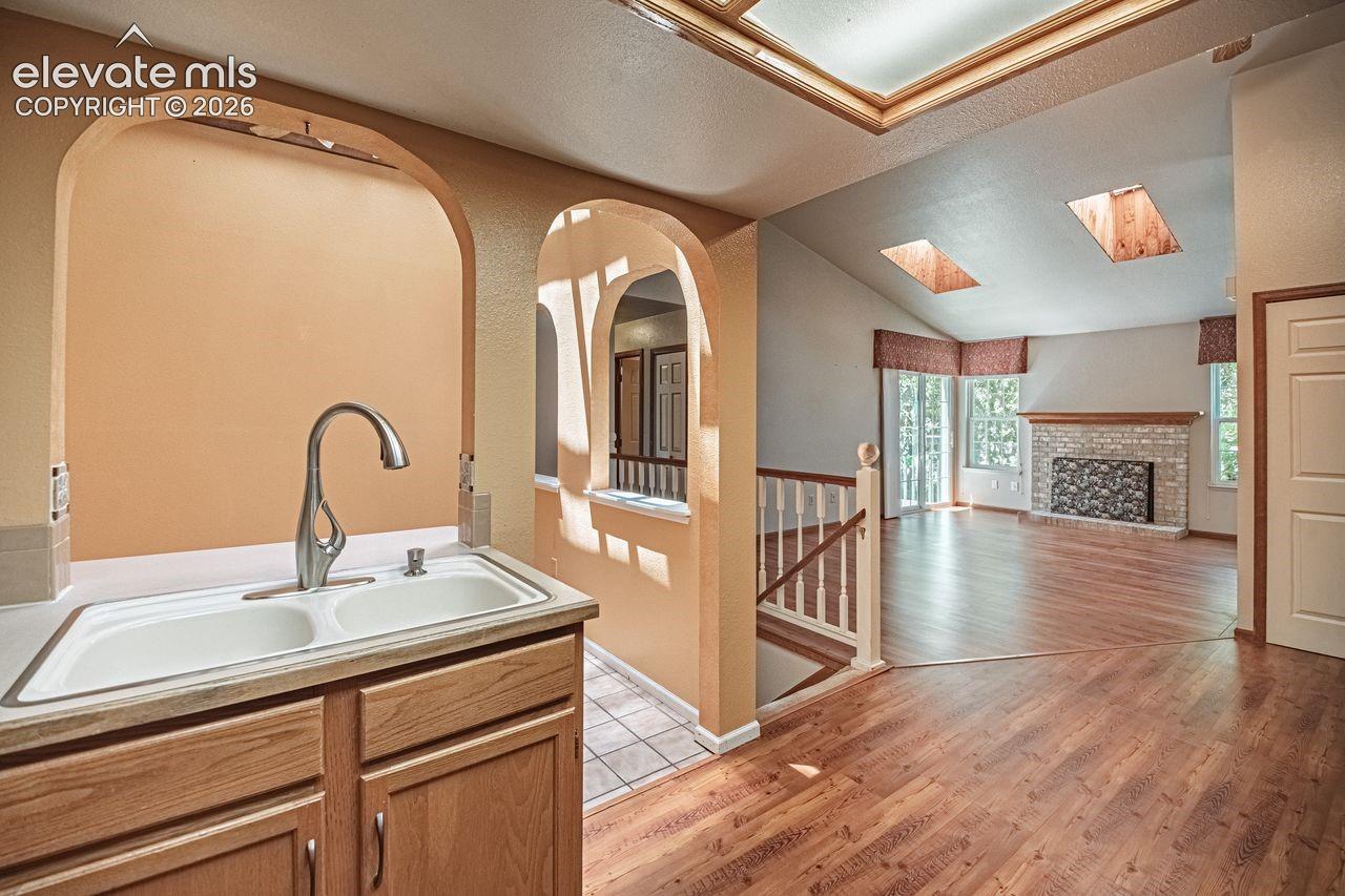 2411 Elite Terrace, photo 4