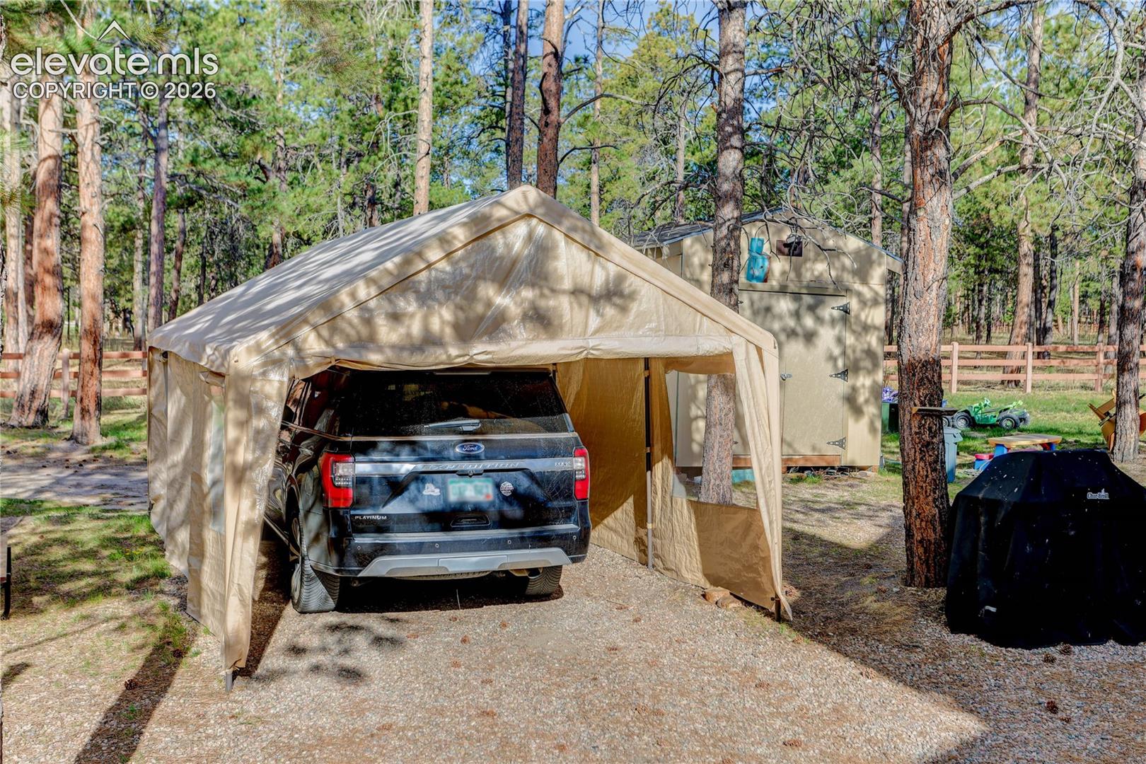 Listing photo 36 for 9920 Hodgen Road