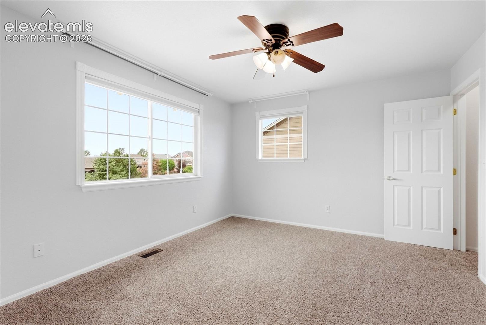 Listing photo 28 for 8931 Oakmont Road