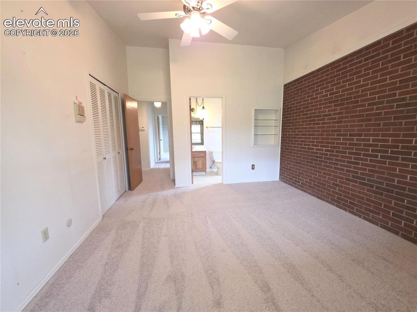 Listing photo 16 for 538 Lakewood Circle