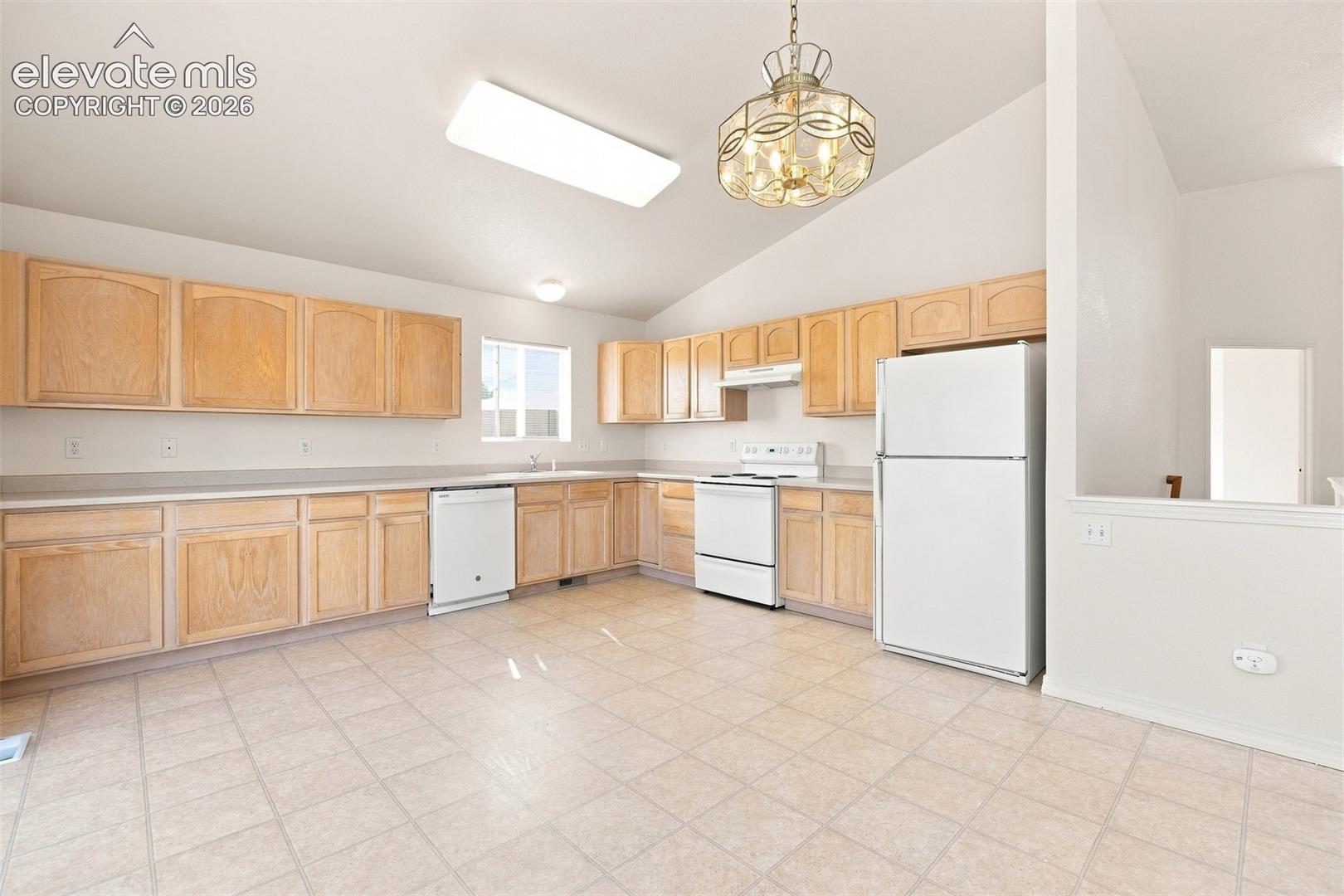 Listing photo 6 for 1076 Linda Mood Drive