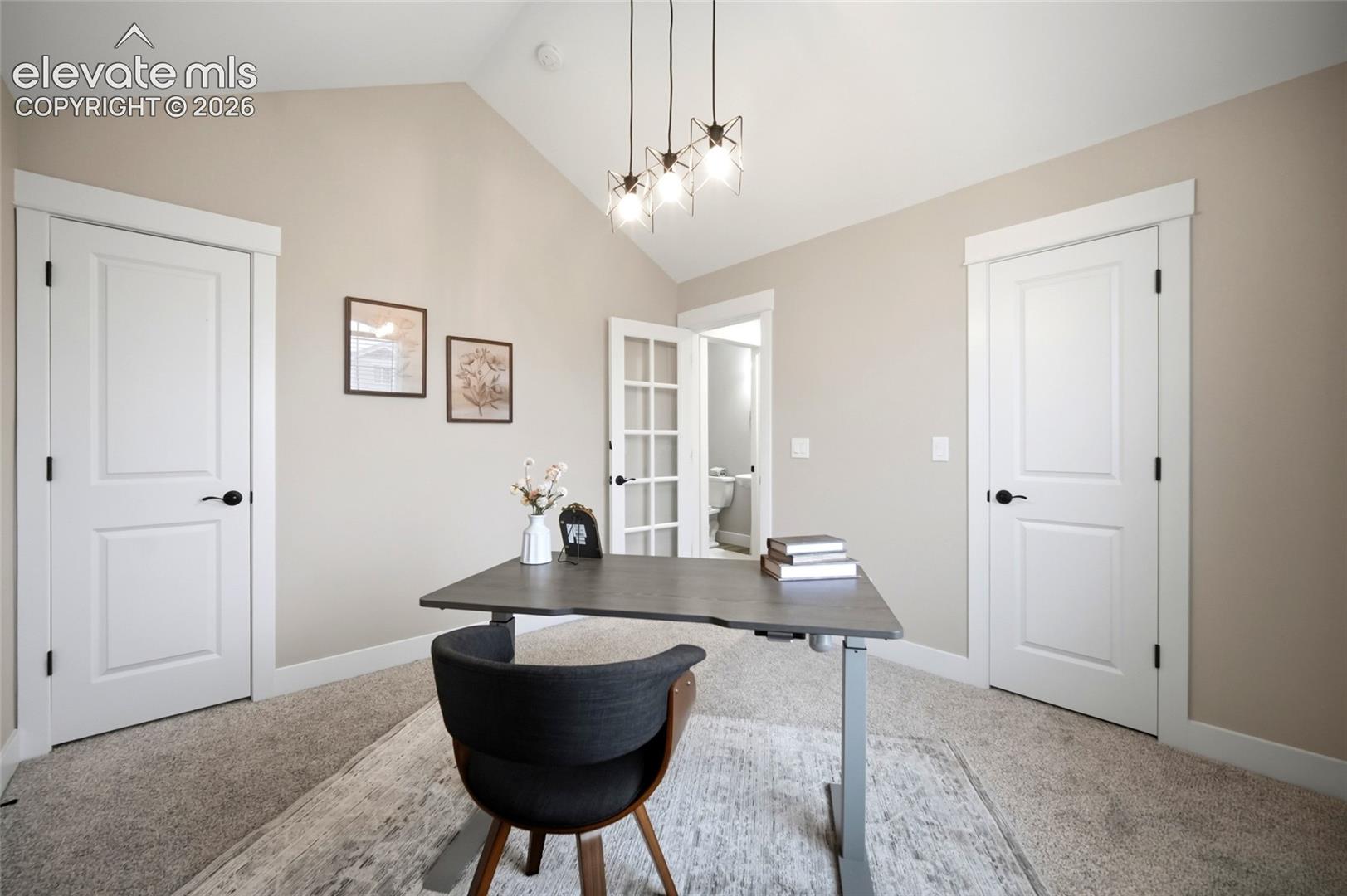 Listing photo 11 for 10540 Wrangell Circle
