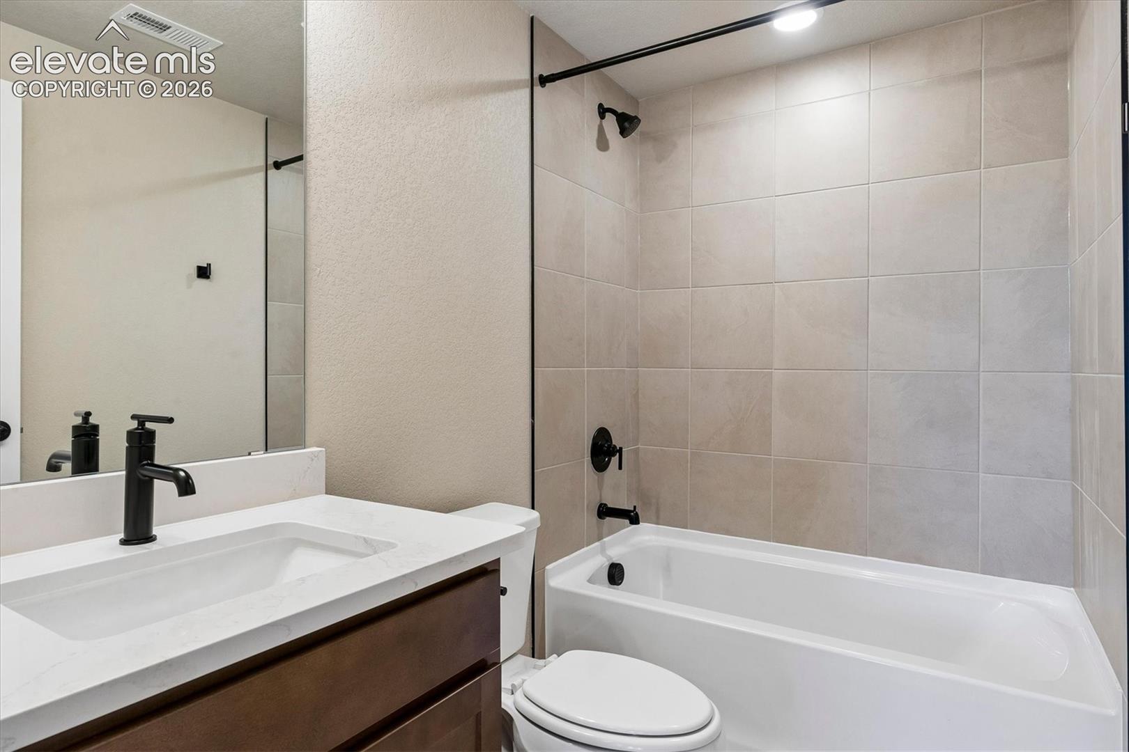 Listing photo 17 for 7899 Grey Bark Way