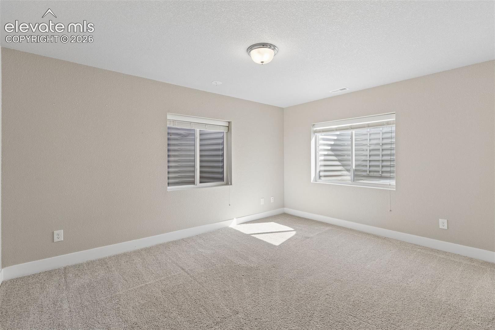 Listing photo 23 for 13107 Parkland Drive