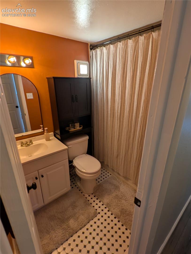 Listing photo 8 for 2305 Cheyenne Avenue