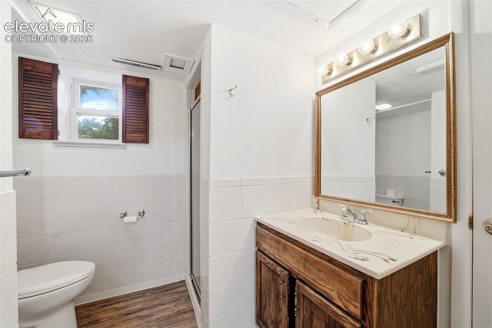 Listing photo 32 for 1406 Iowa Avenue