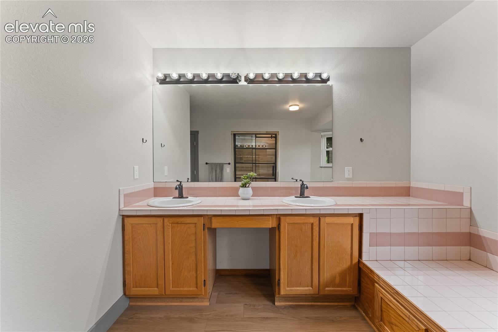 14660 River Oaks Drive, photo 26