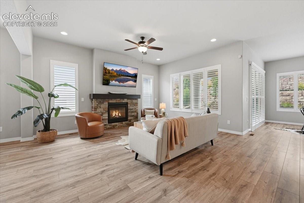 Listing photo 14 for 10398 Sharon Springs Drive