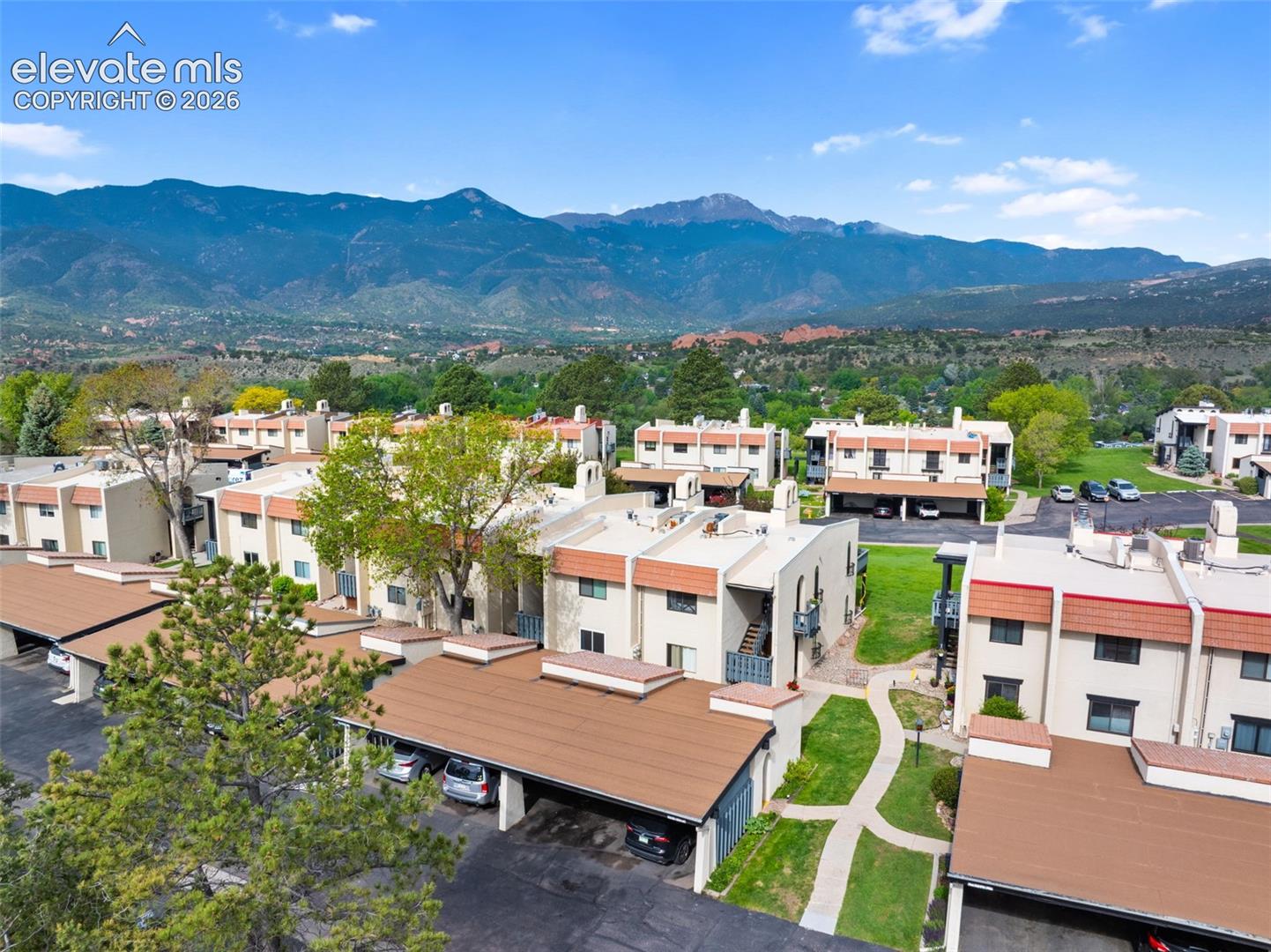 1018 Fontmore Road