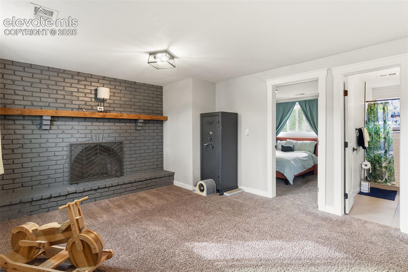 Listing photo 21 for 1596 Prado Drive