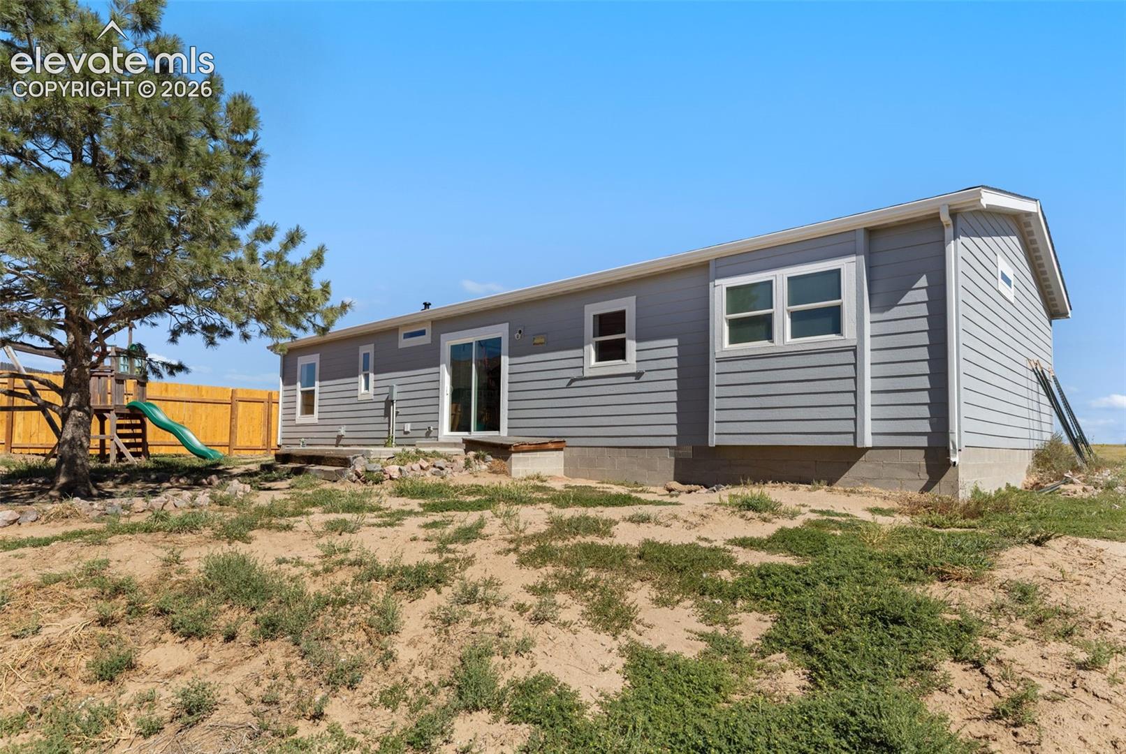 Listing photo 38 for 23767 Redtail Drive