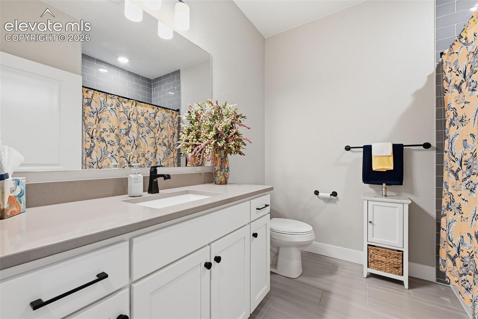 Listing photo 20 for 16300 Monument Rock Court