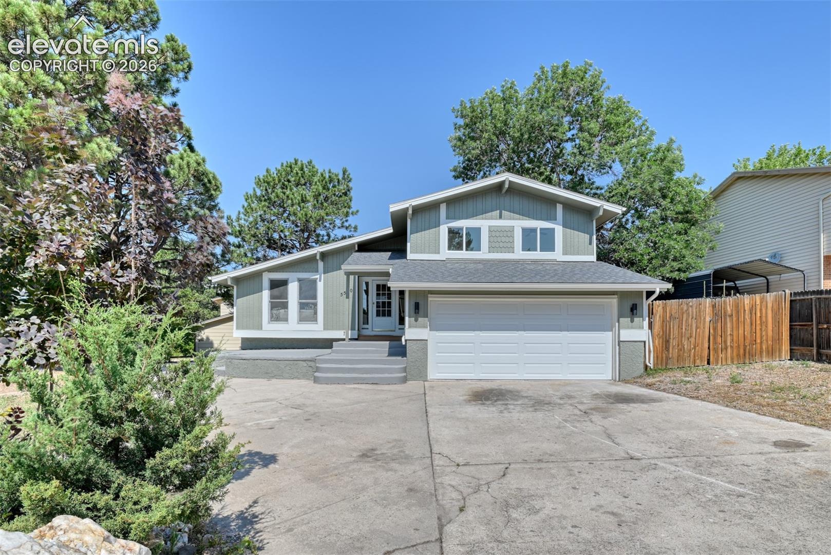 5550 Del Paz Drive